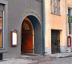 Подъезд к отелю Old Town Maestro, Таллинн